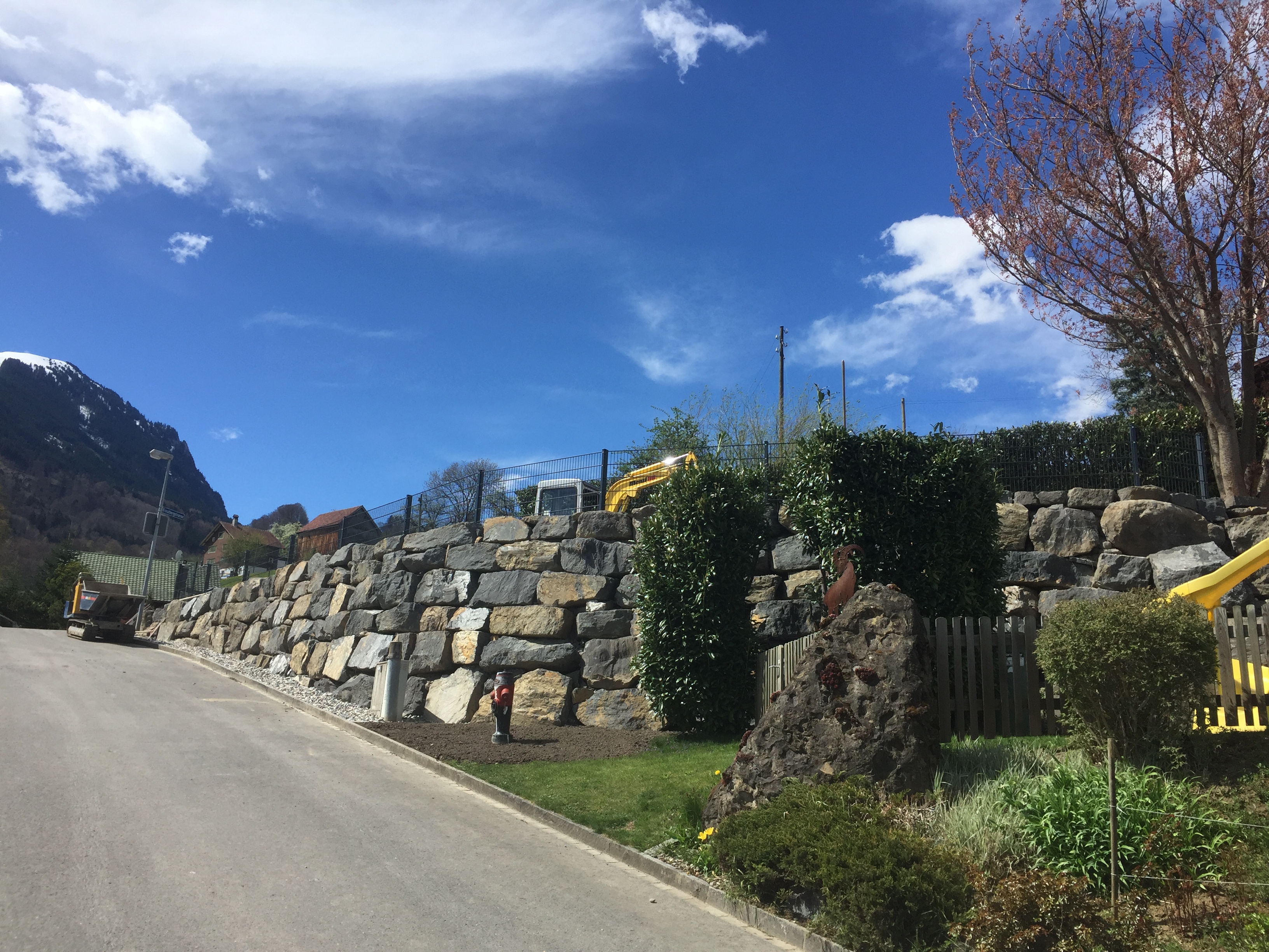 Hangsanierung Kreuzbergstrasse